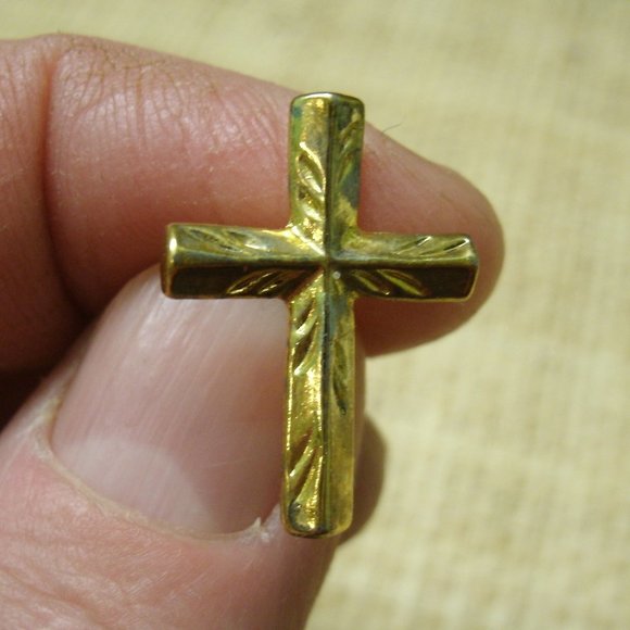 Vintage Gold Metal Cross Lapel Pin or Tie Tack - Picture 9 of 10